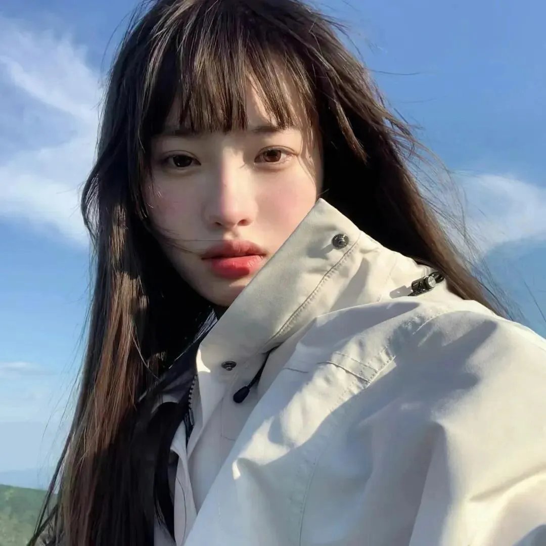 万花嬉春